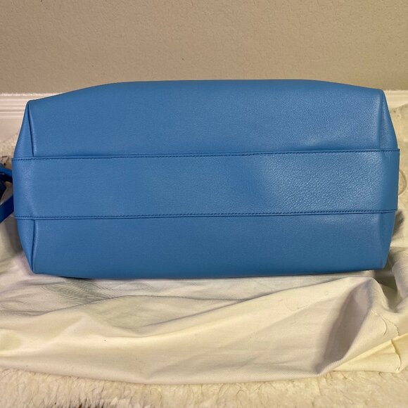 Ferragamo Large Hug Soft Crossbody Bag in Azur (bright blue), silver hardware - Picture 6 of 12